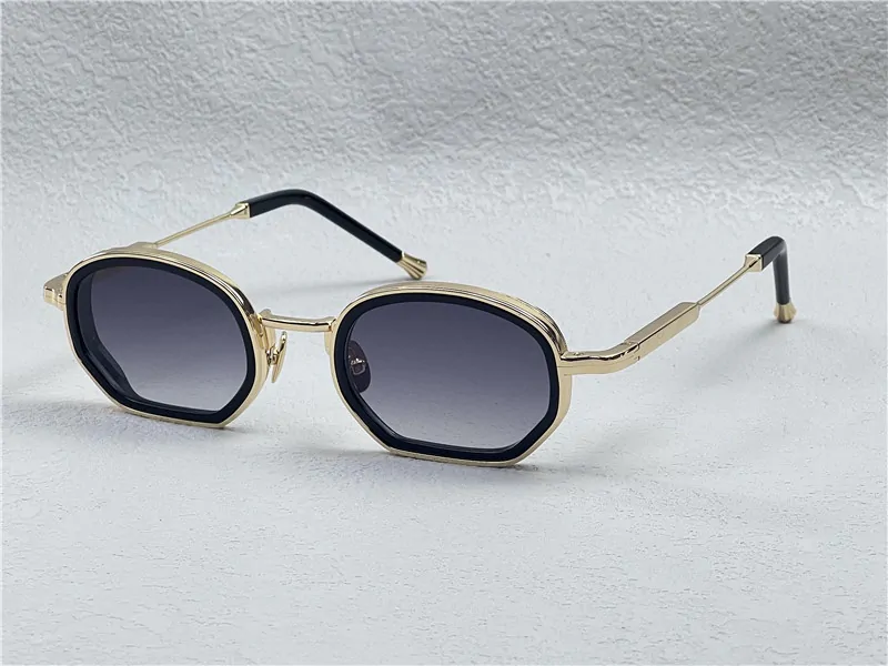 John Dalia Matt Round Gold C100