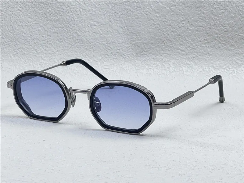 John Dalia Matt Round Grey C107