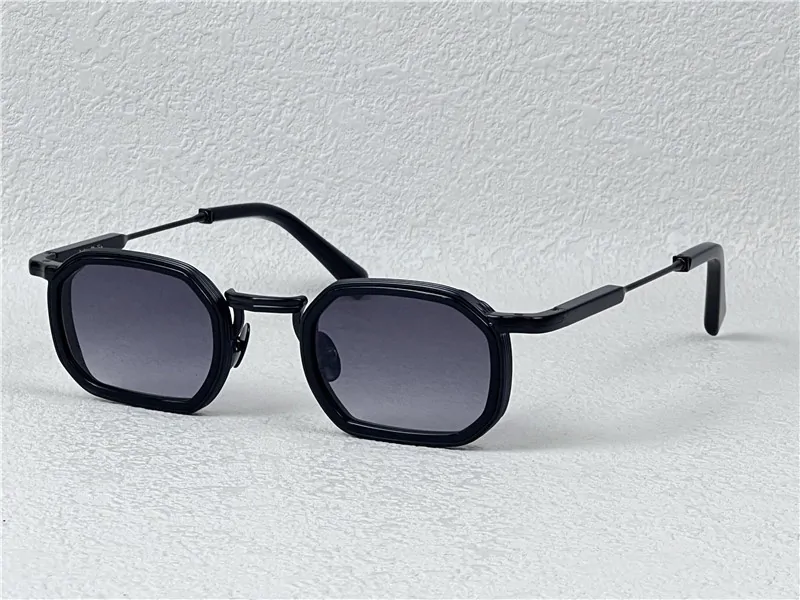 John Dalia Jean C305